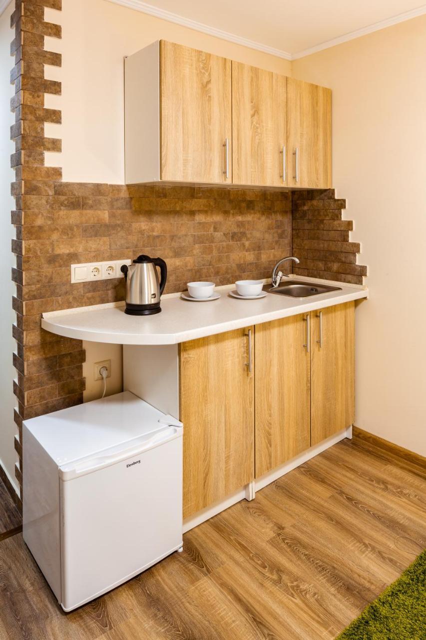 Romari Rynok Square 3 Apartman Lviv Kültér fotó