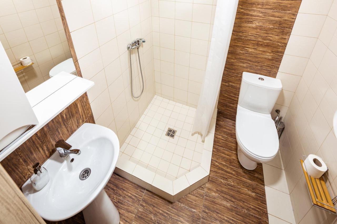 Romari Rynok Square 3 Apartman Lviv Kültér fotó